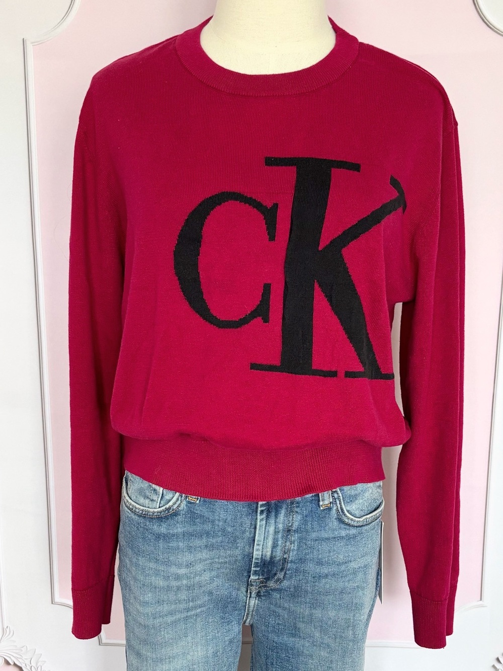 CALVIN KLEIN Raspberry Long Sleeve Cotton Cropped Crew Neck Sweater--EUC--L